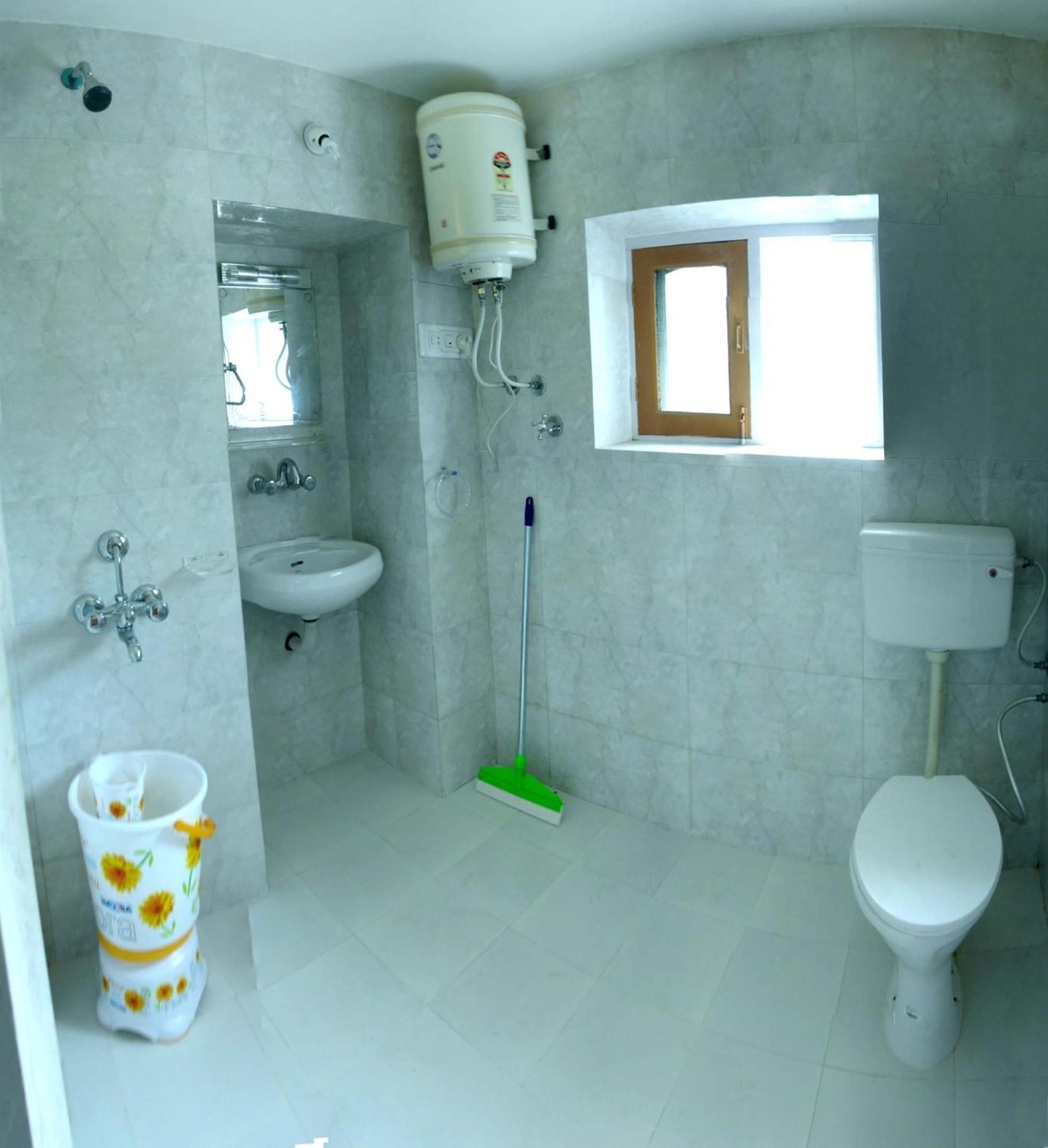 Ikraam Inn Bed & Breakfast Srinagar  Luaran gambar